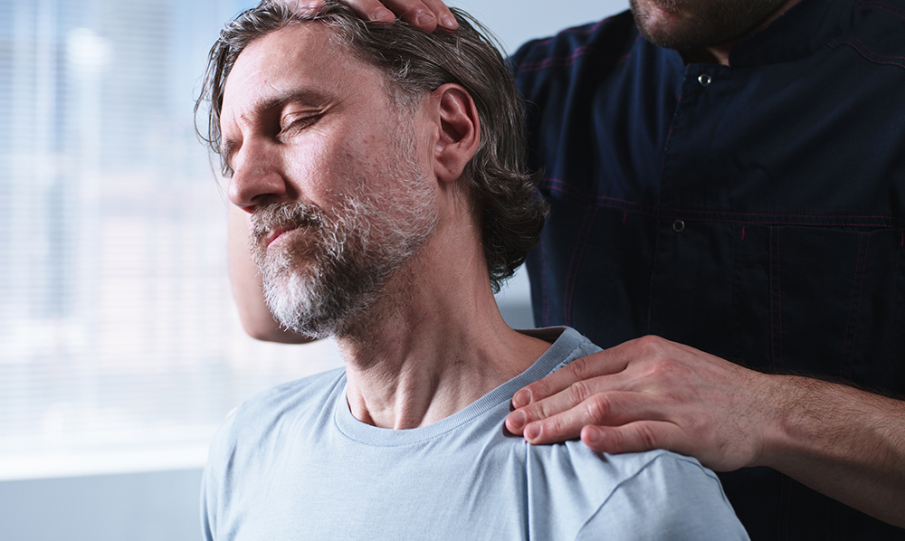 Neck strain physiotherapy in Toronto