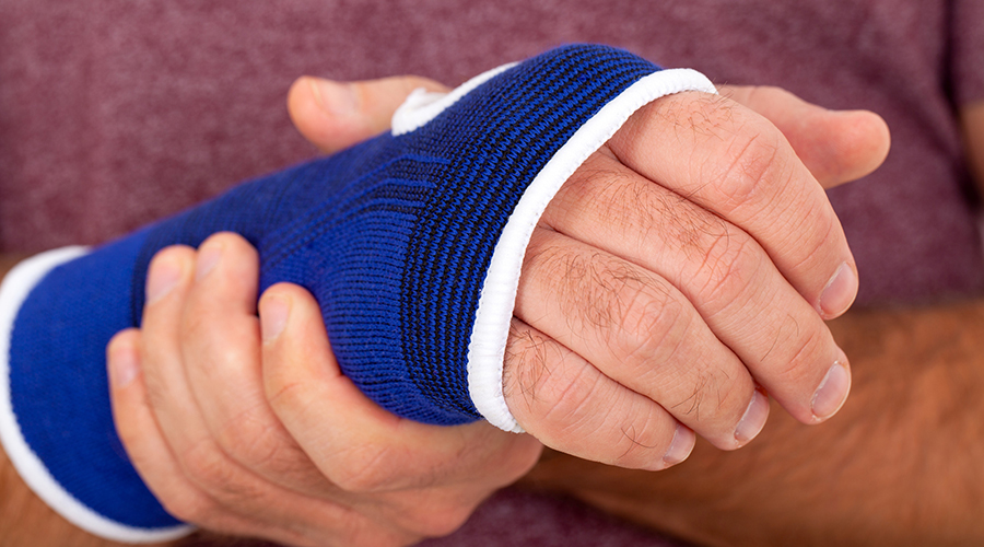 Wrist fracture physiotherapy and chiropractic care