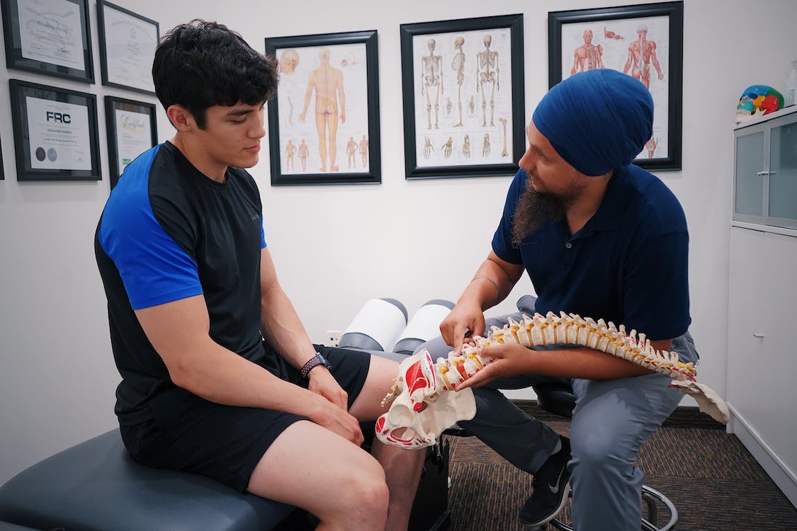 Toronto Spinal Alignment Clinic To Get Spine Aligned - Alignment of spine in Toronto Clinic Spinal Alignment - 001